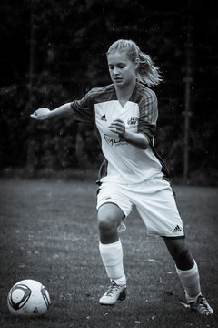 Bild 3476 - B-Juniorinnen SV Henstedt Ulzburg - Frauen Bramfelder SV 3 : Ergebnis: 9:0